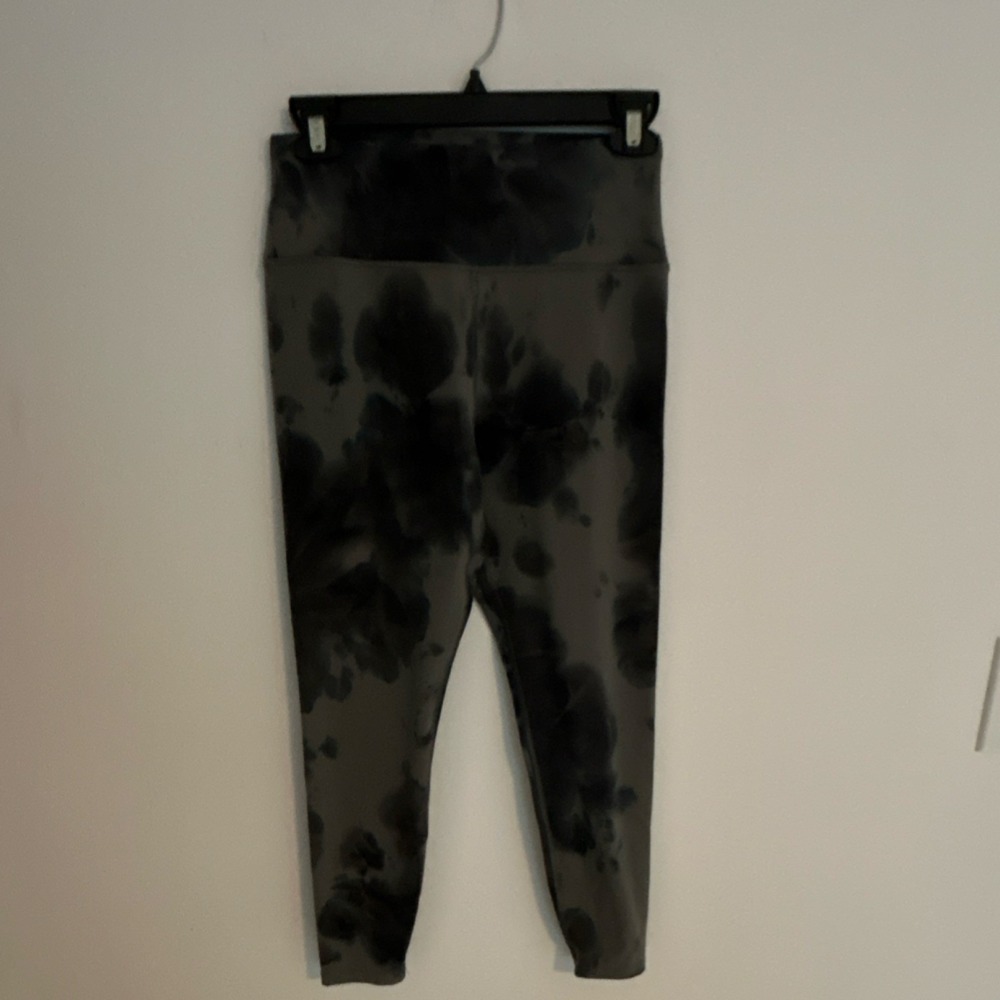 SAGE Collective Gray Black Tie Dye Ankle Leggings Women's Size M‎ Athleisure